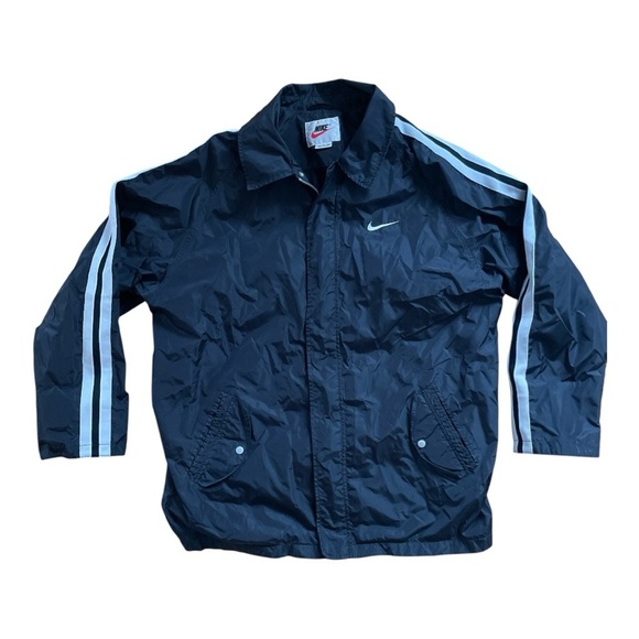 Nike Black Jacket - Picture 2 of 15